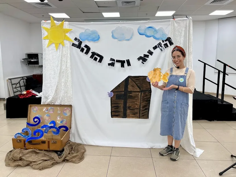רגע מתוך הפעילויות של תיאטרון בעקבות הסיפורים